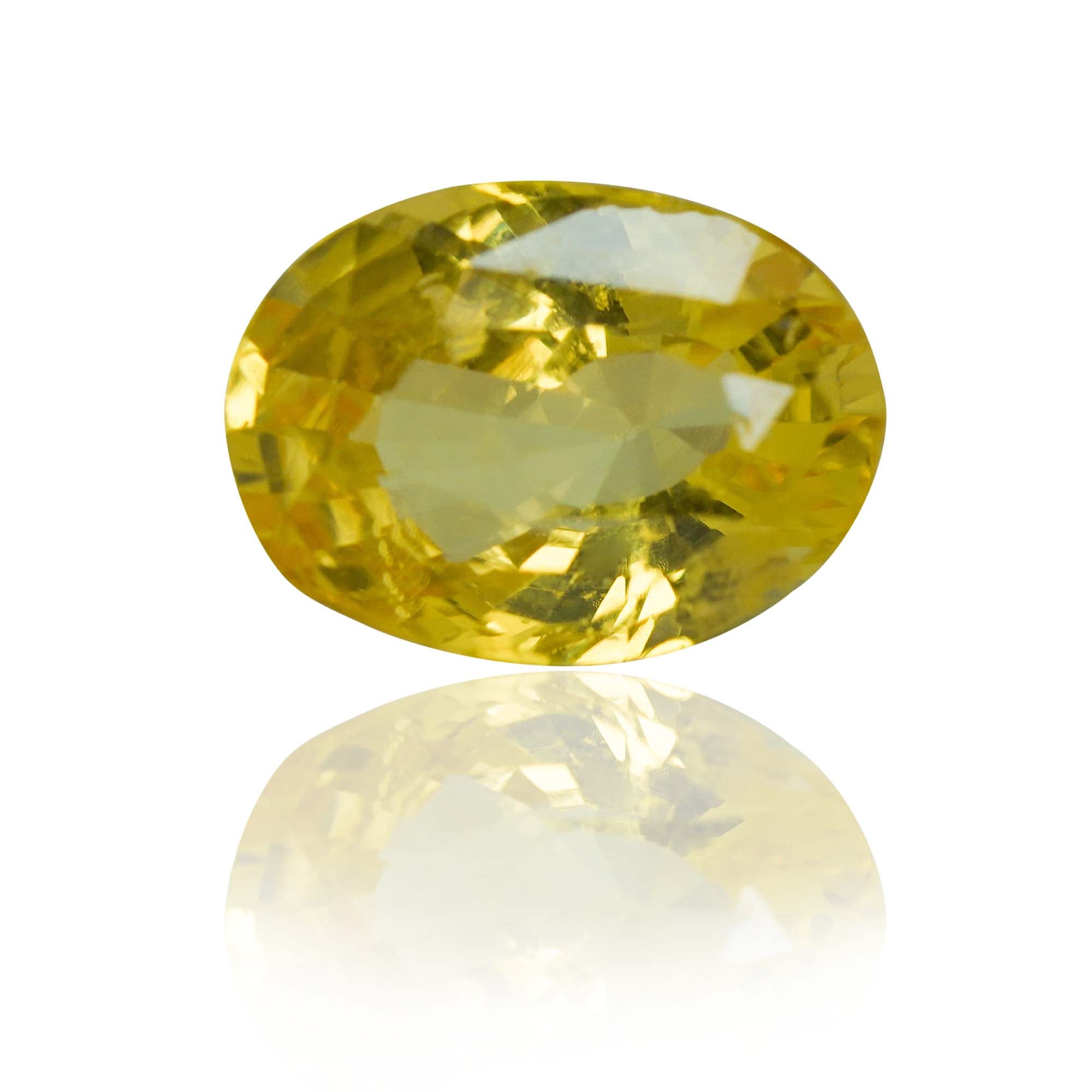 Natural Yellow Sapphire (Pukhraj) 2.52 Ct, Oval, Ceylon – IGTL Certified – front view